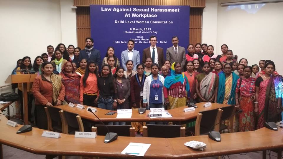 Group snaps - panelist with women workers from different sectors i.e. unorganised working women, women professionals including lawyers, doctors, female teachers and students, poet, media, women corporate workers, women police officers, Special Police Unit for women and child of Delhi police, Delhi Legal Services Authorities, CSOs and Mahila Panchayats/Delhi Commission for Women, Labour commissioners, members and chairpersons of Local Committee against SHW, including relevant duty bearers and stakeholders